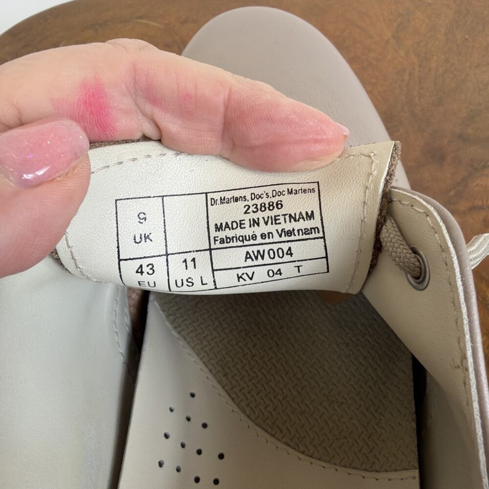 Dr Martens 23886 Virginia Leather Low Heel Oxford Lace Up Shoes #1510 Size 11 - Picture 8 of 8